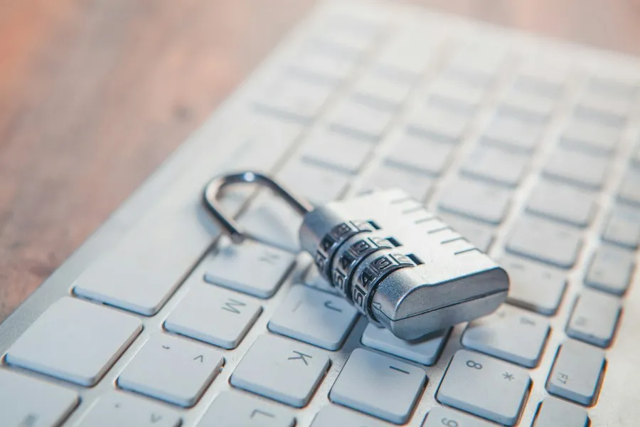 Photo personal data security tips